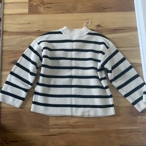 H&M black and white striped sweater. Perfect condition, only worn once.